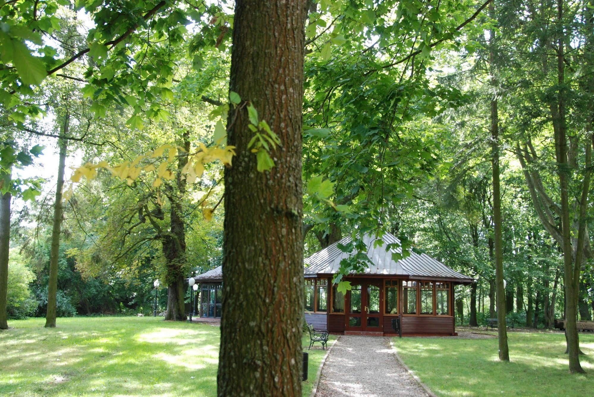 Lezno Palace Kültér fotó